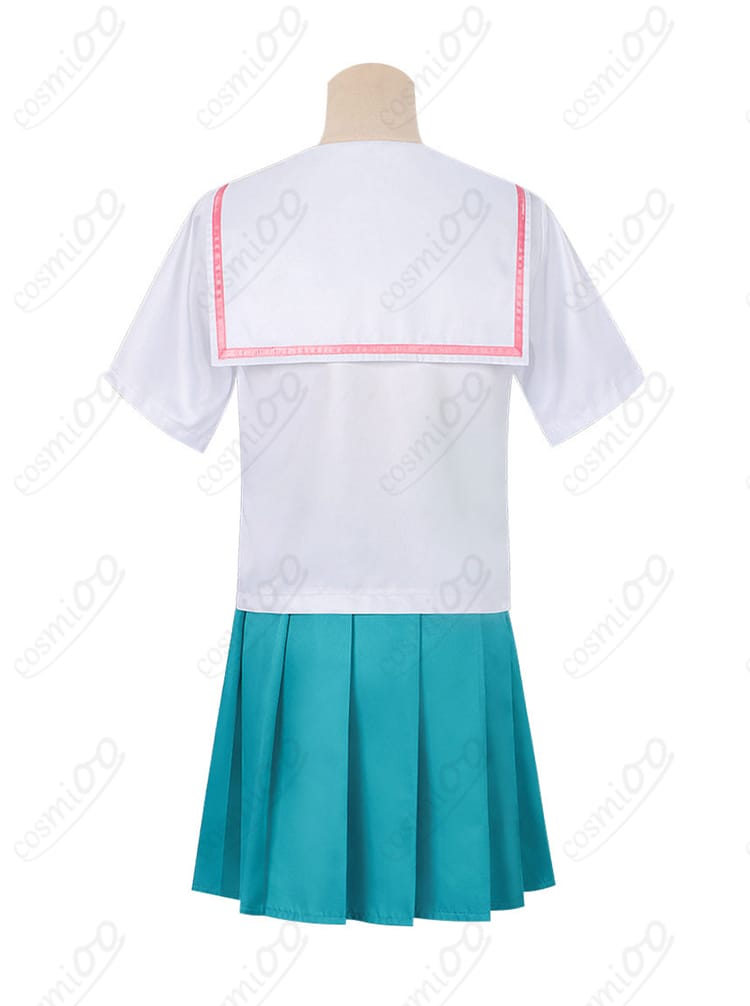 超かぐや姫！ 酒寄彩葉 制服コスプレの背面。背中のラインと着丈バランスを示すカット。