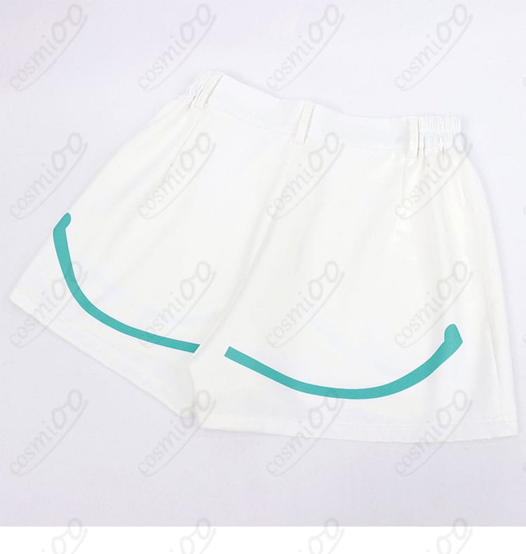 ショートパンツ背面ディテール：バックポジションと装飾の配置