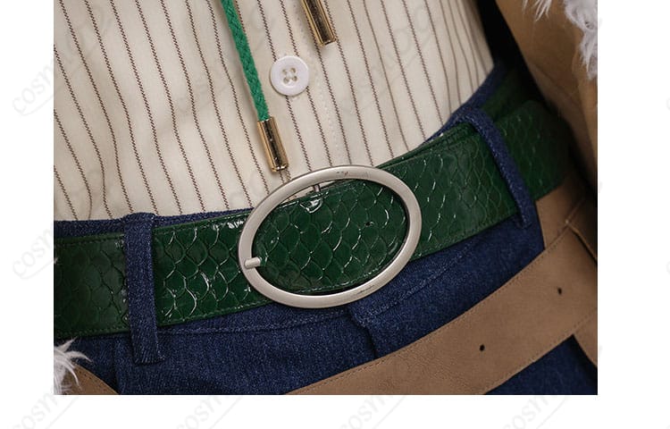 ウエスト周りの装飾ディテール。ベルトや小物の配置、着こなしのアクセントを紹介。