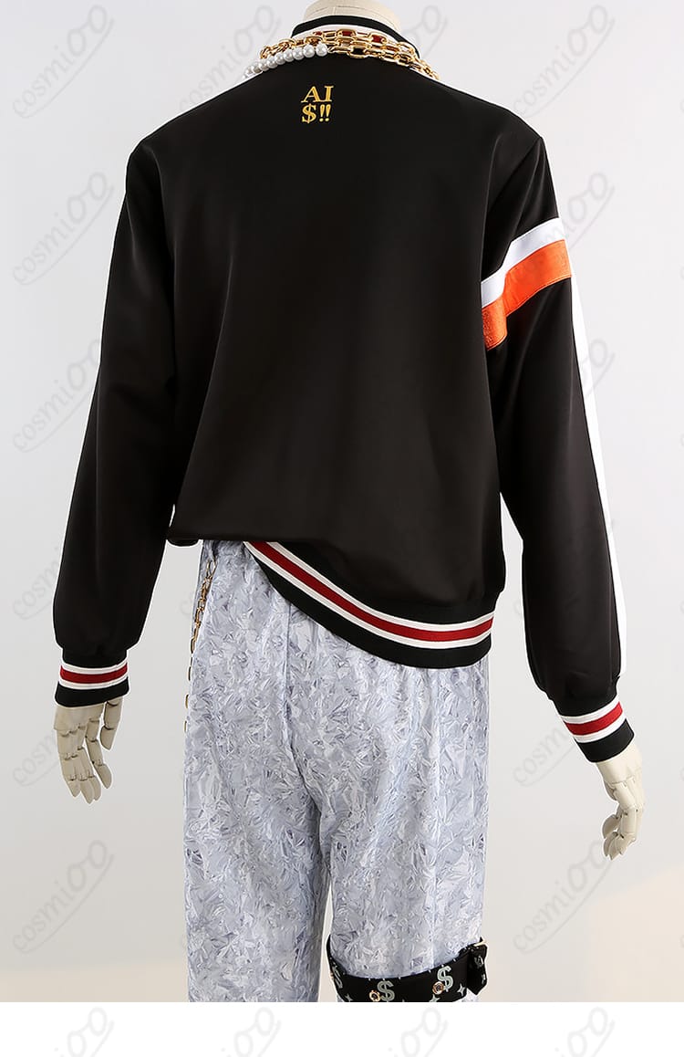 背面装飾のクローズアップ｜背中の意匠とステッチの確認用