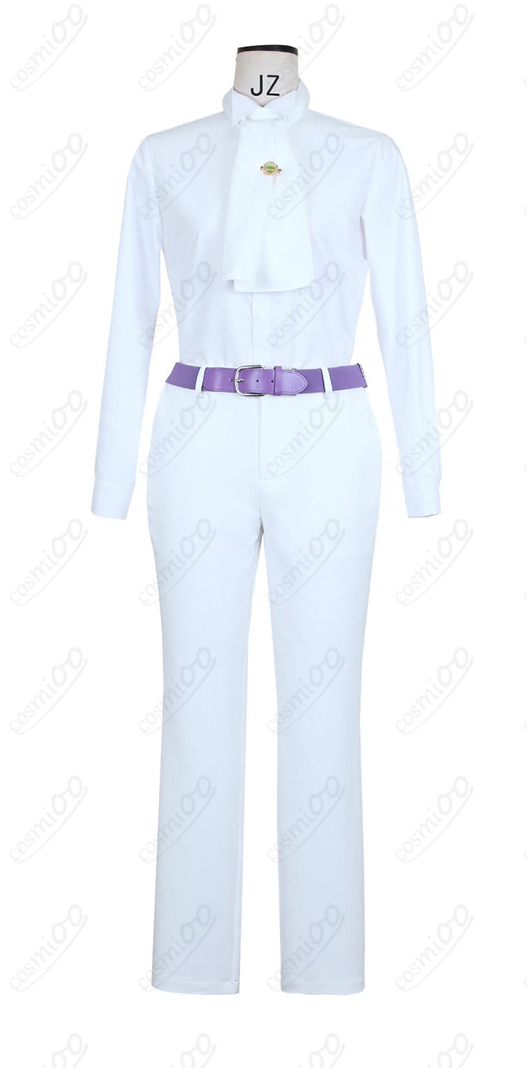 上衣正面の装飾ディテール。前立て飾りと胸元の意匠を拡大。