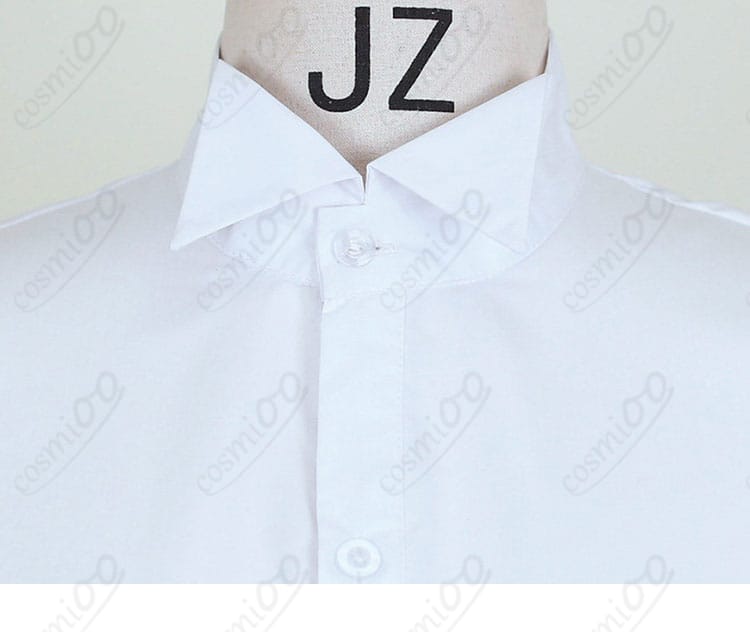 ネックライン周辺の縫製とバランスの近接