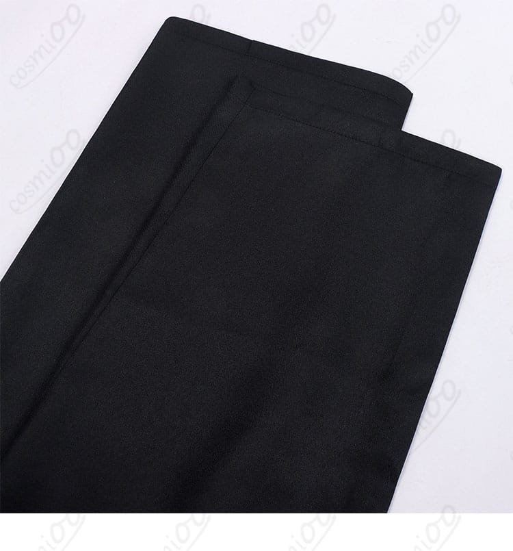 ズボン裾の装飾ディテール(ラインと開き)