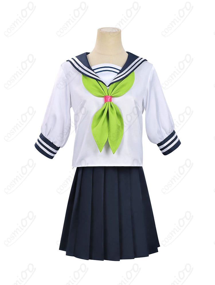 鈴木みゆ コスプレ制服のトップスとスカート正面ディテール