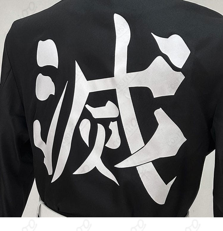 背面の文字装飾プリントのディテールアップ