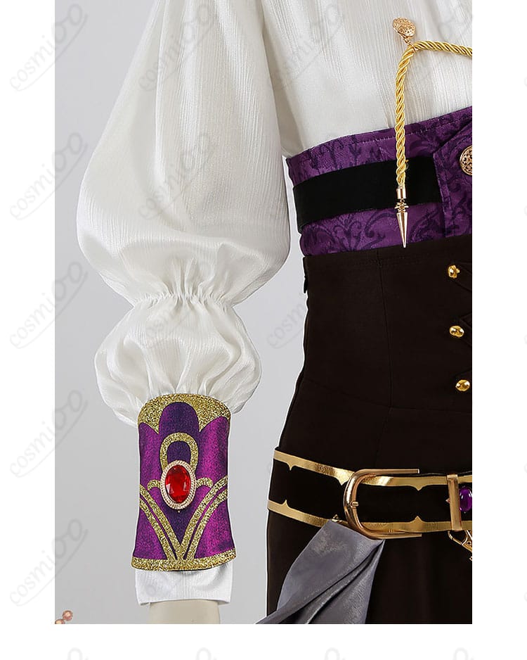 袖口の装飾テープとカフス形状のアップ