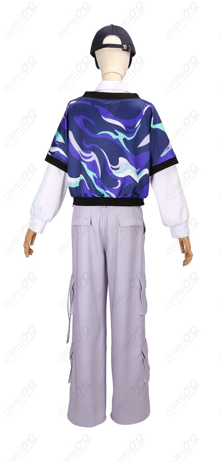 花籠つばさ デフォルト衣装 背面ビュー。上着のラインとボトムのシルエット、ベルト位置の再現を確認できる画像