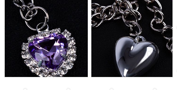 キュレネ衣装の腰飾り・ネックレス・ヘアピンのディテール接写