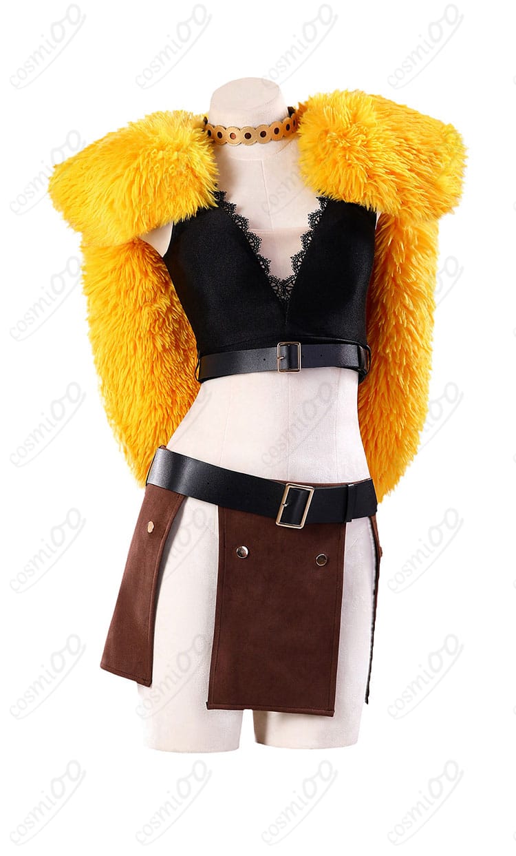 ナミ エルバフ編コスプレ衣装の正面全体。トップスとスカート、マントのシルエットを確認可能。