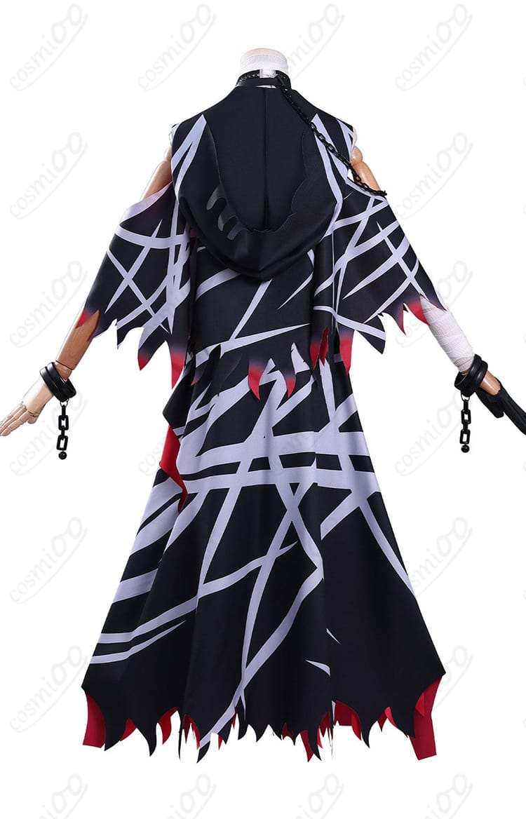 紫藤アリサ コスプレ衣装の背面スタイルとケープ・裾デザイン