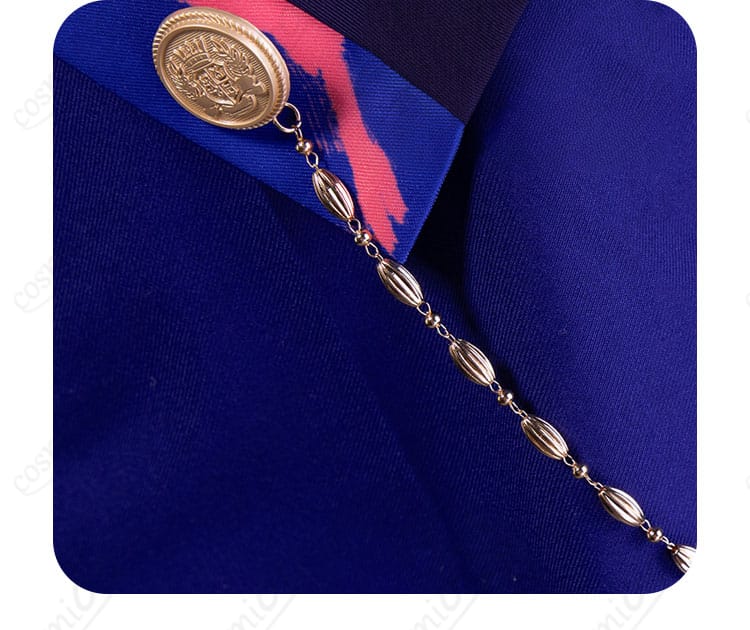 腰飾りの配置とドレープの見え方