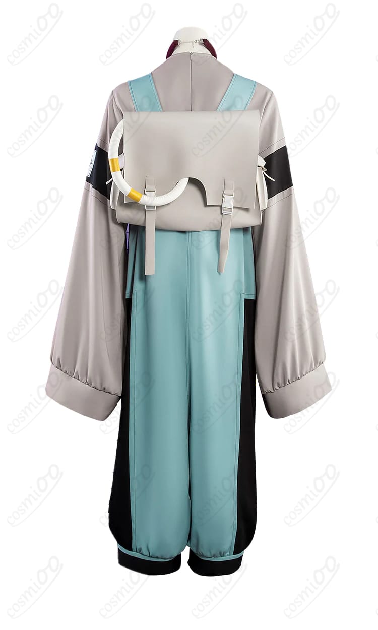 リュック装着時の背面シルエットとストラップ配置が分かる背面写真