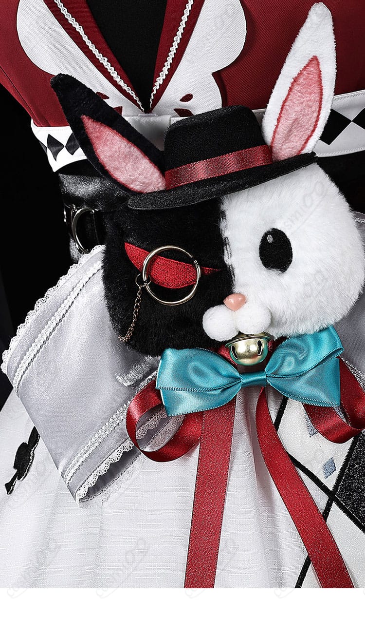 花火（スパークル）衣装の腰飾りディテール。コルセットベルトとの位置関係と固定構造を示すカット。