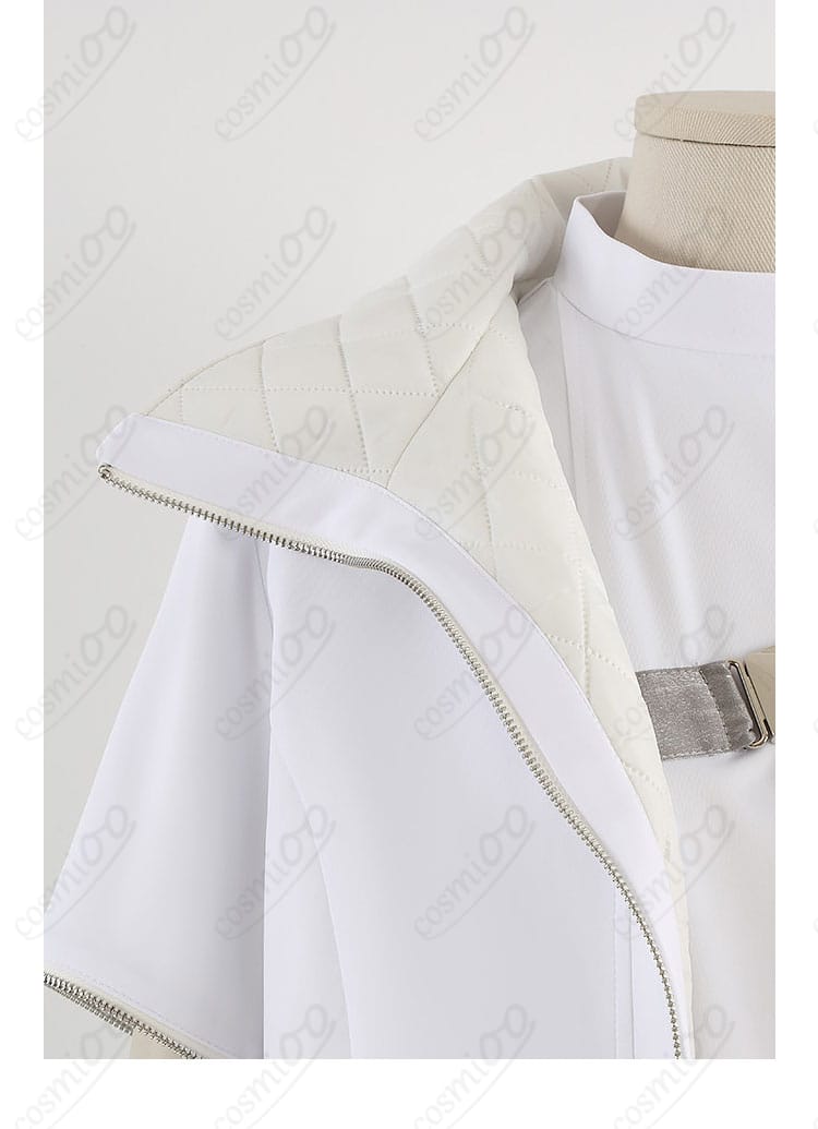 ジャケット襟元の装飾ディテール（青柳冬弥衣装）