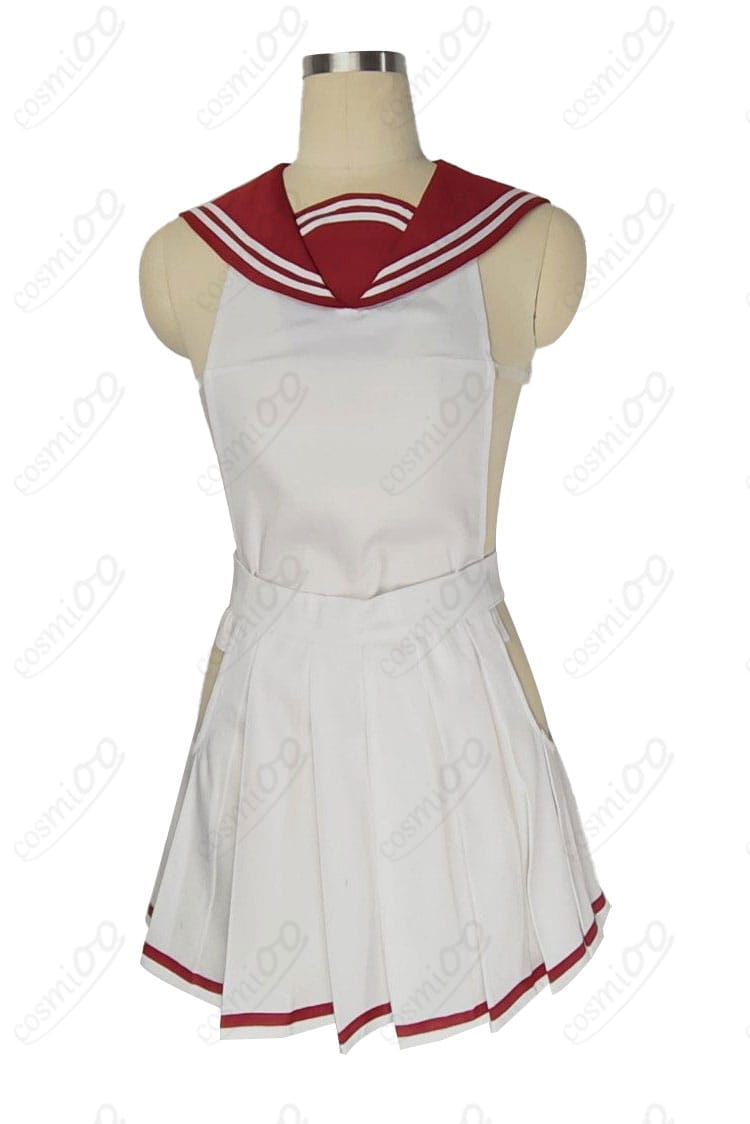 プリーツスカート正面のディテール。均一な折り目と発色をクローズアップ