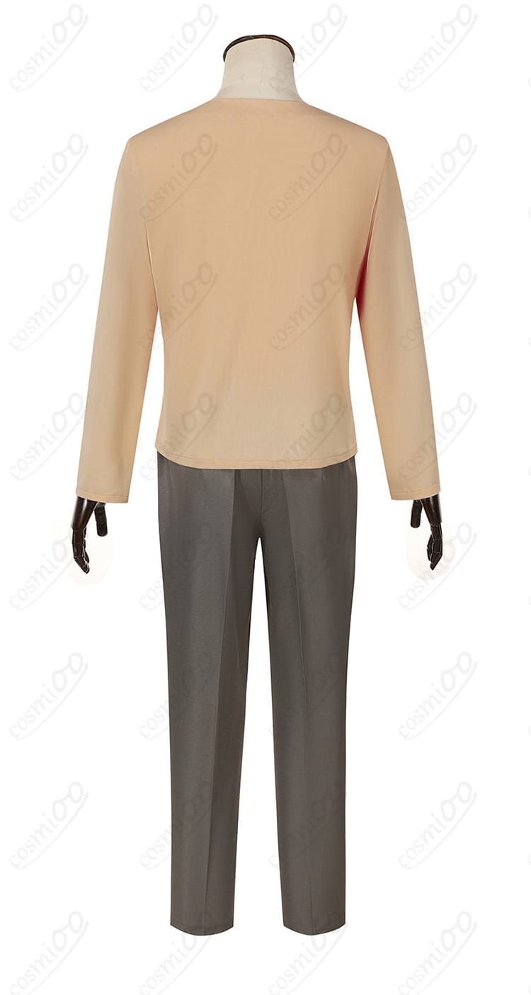 長袖の背面ディテール。肩から袖にかけてのラインとシワの出にくさを表現