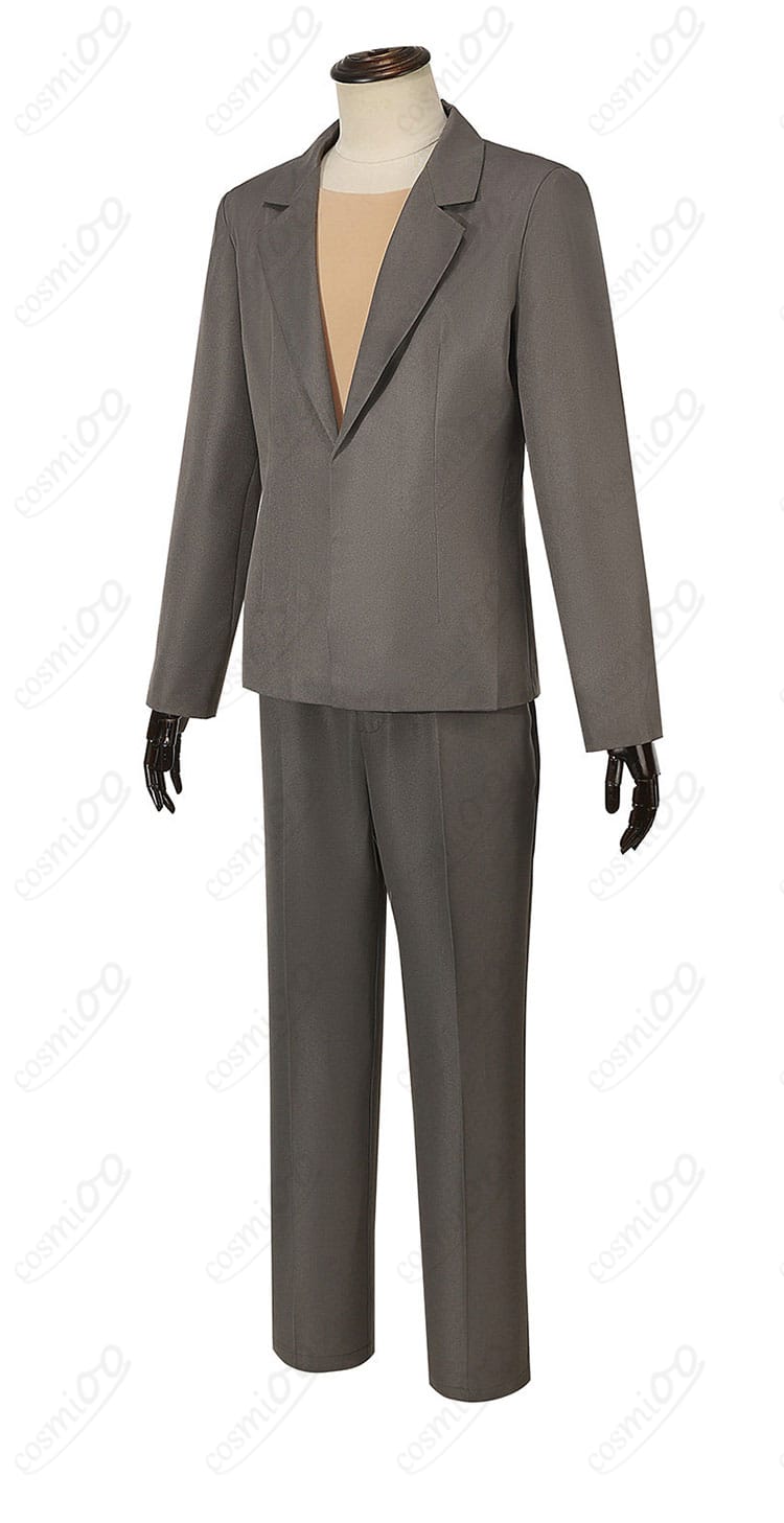 星野アクア衣装の側面。コートのサイドラインとパンツのシルエットがわかる角度