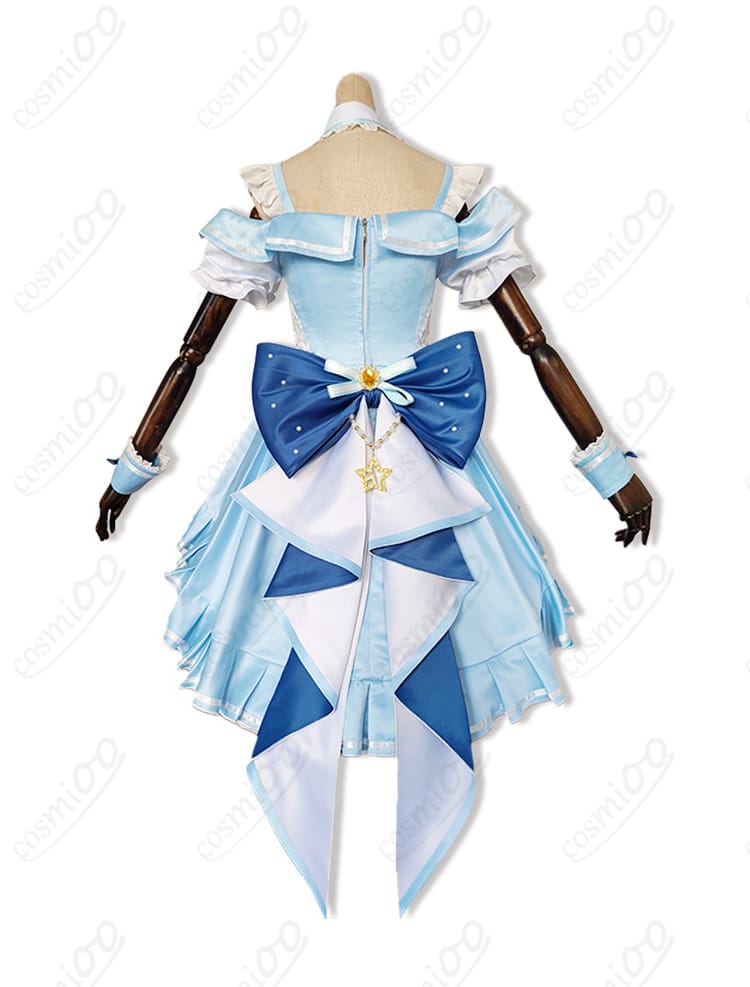 高坂穂乃果 コラボ衣装の背面。背中ファスナーとスナップ仕様、後ろリボンの形状が分かるディテール