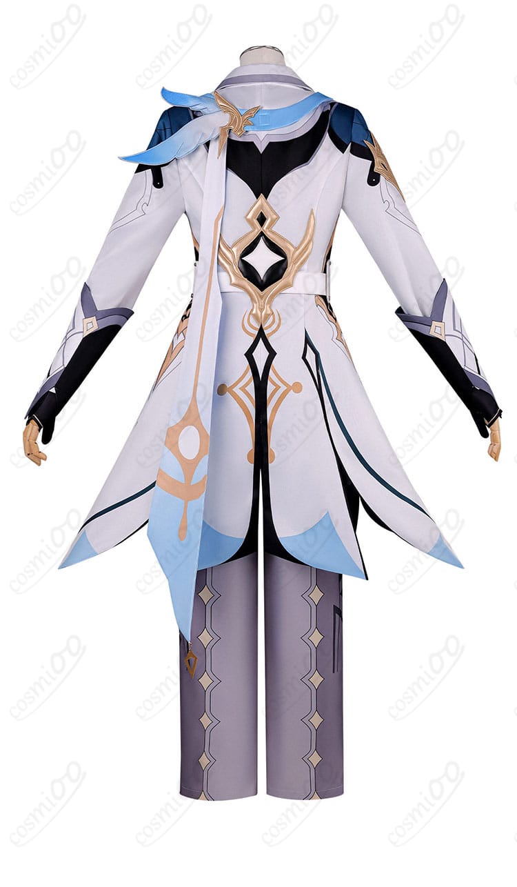 原神 旅人（空）コスプレ衣装の背面全体像（コートとズボンのライン）