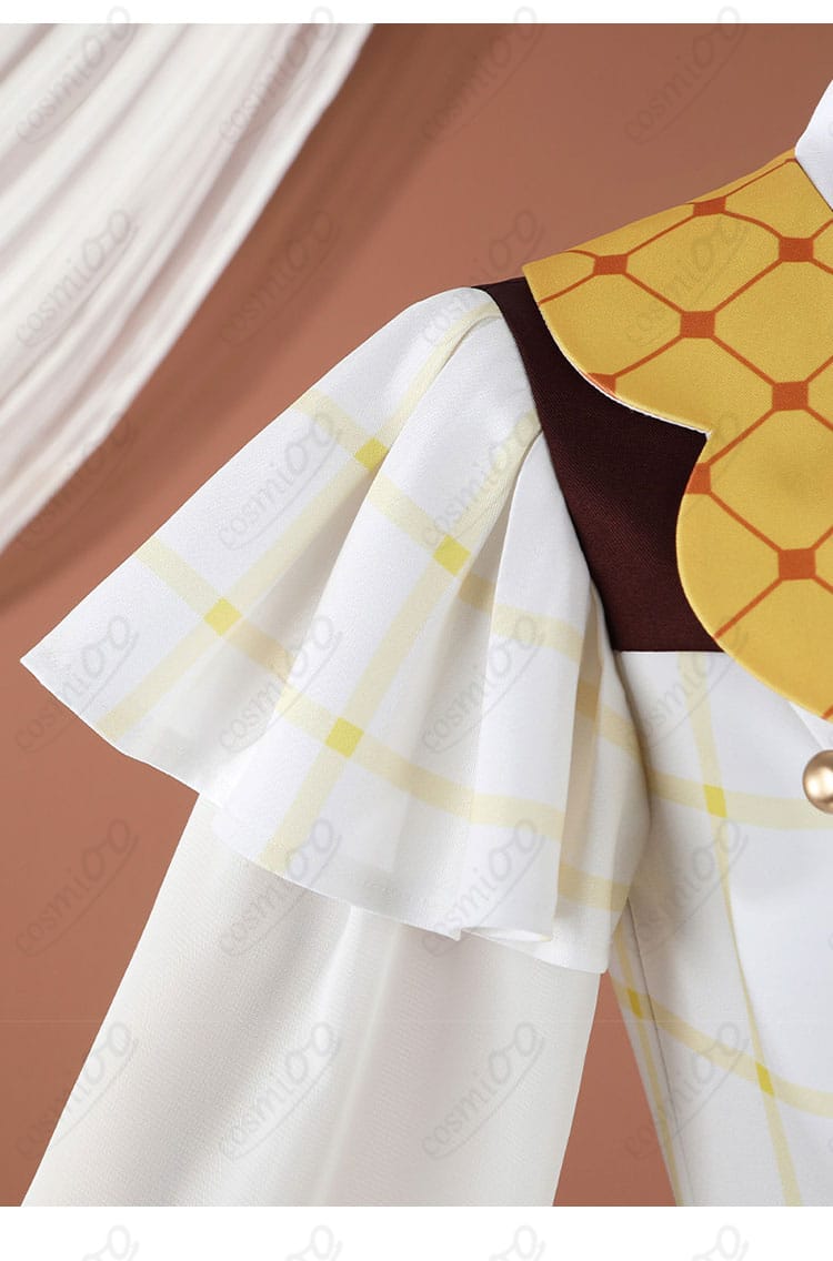 肩から袖にかけての装飾とカッティング（虹ヶ咲 15周年衣装）