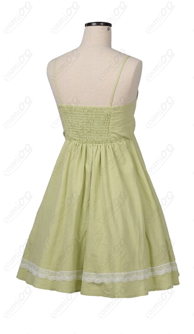 スカート側面の装飾ディテールと広がり方