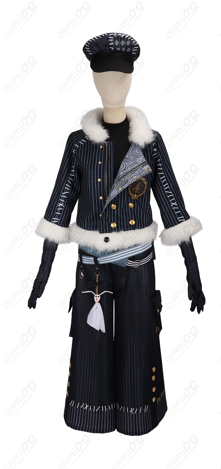 シルバー クリスマス衣装のコート正面と胸飾り・ベルト飾りの近接ディテール