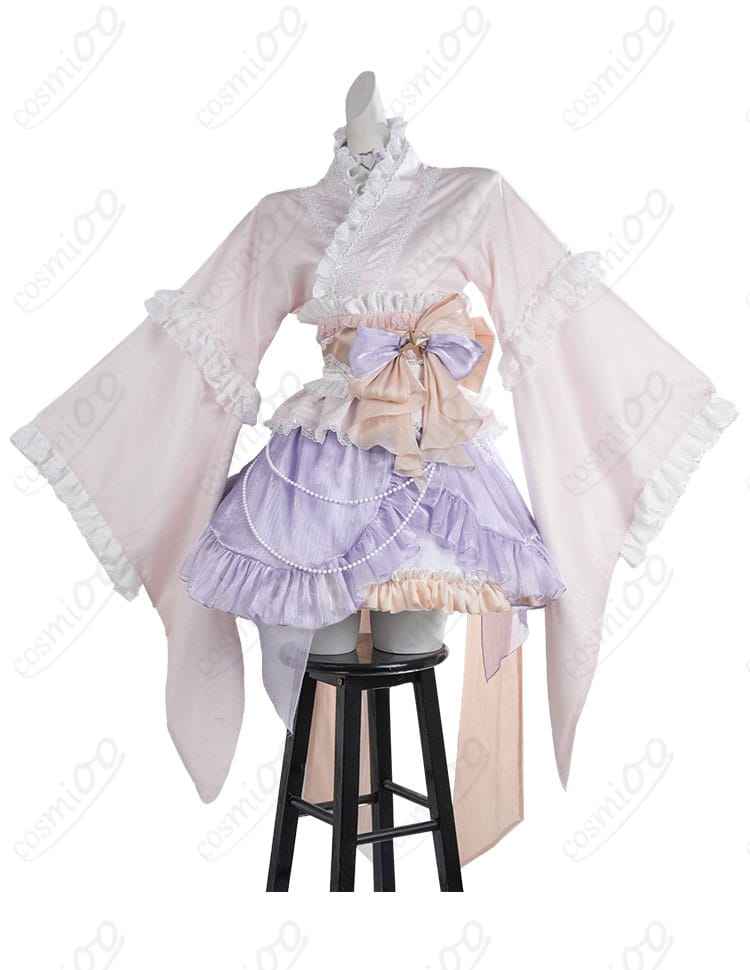 轟はじめ 正月衣装のトップスとスカート正面全体像