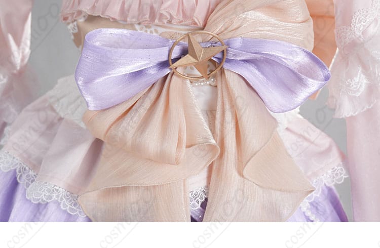 背面ウエストの装飾配置と蝶結びの固定方法