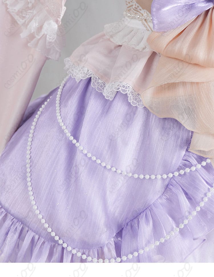 ウエスト周りの腰飾りとコルセットベルトの細部