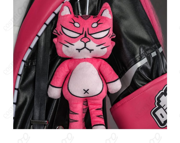 ナナリ・コリンス 制服コスの胸飾り・ネックレスの装飾ディテール