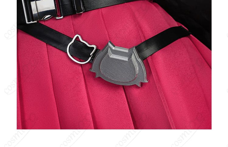 ナナリ・コリンス 制服の腰回り装飾・ベルト・レッグリングの構成