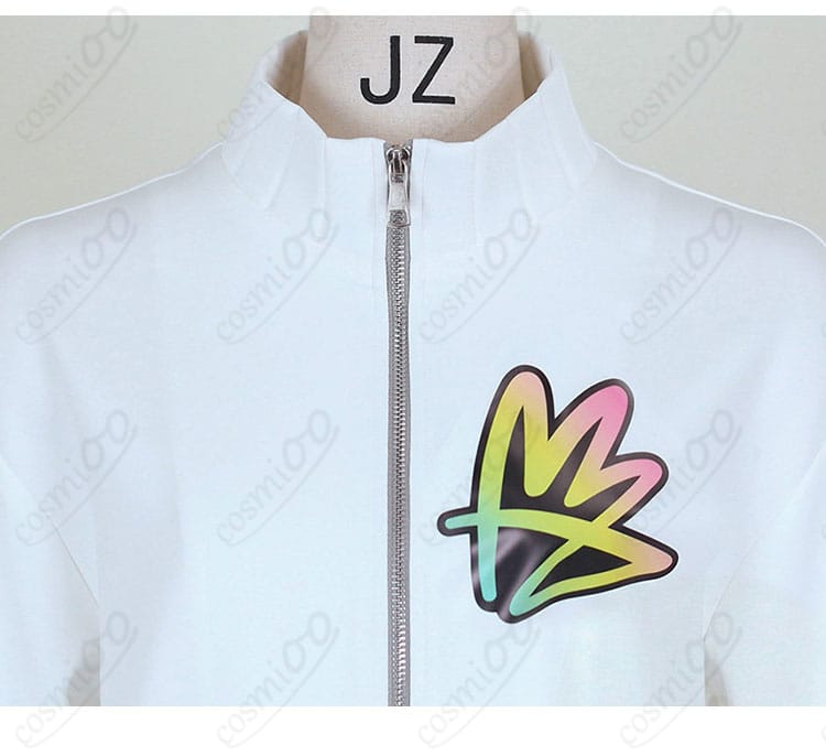 ピュール コートの前身頃装飾ディテール（飾りステッチと意匠）