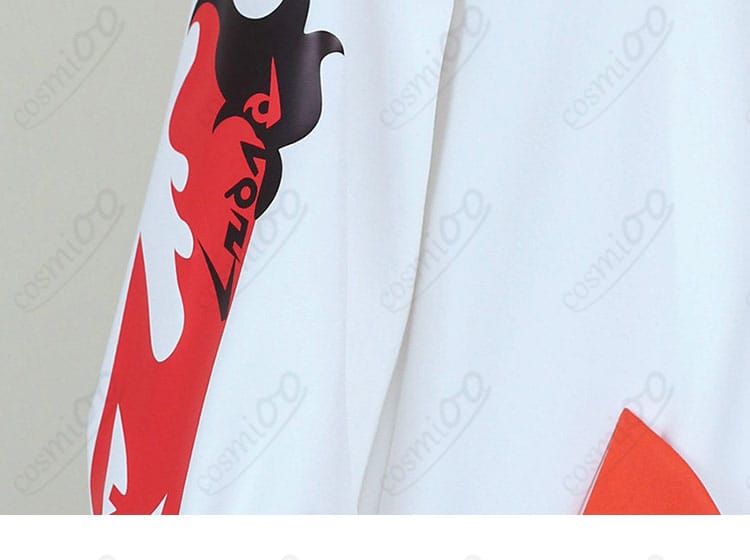 ピュール コートの袖装飾・切替ディテール