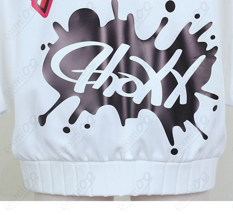 ピュール コート背面の意匠・装飾プリントのクローズアップ