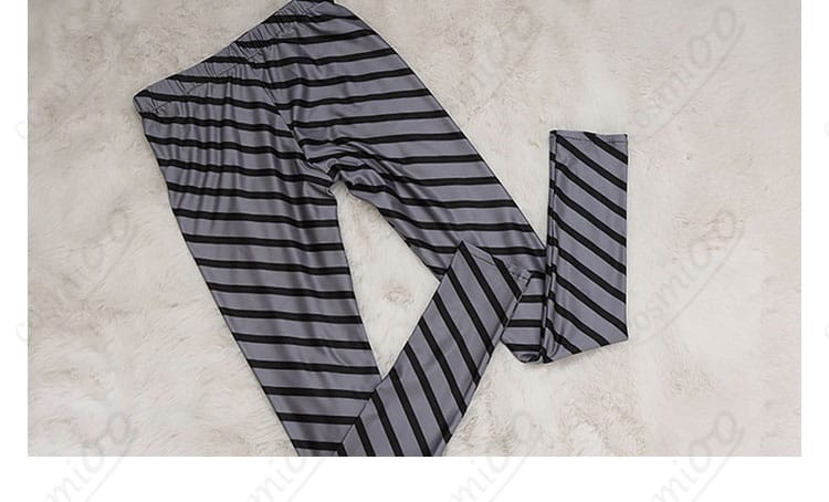 ナイトメアークーリエ衣装のレギンスパンツと内搭の質感