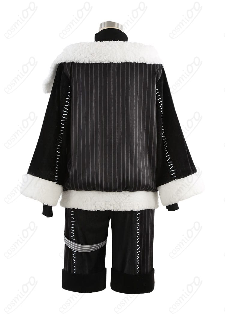 リリア・ヴァンルージュ ナイトメアークーリエ衣装の背面デザインと裾ライン