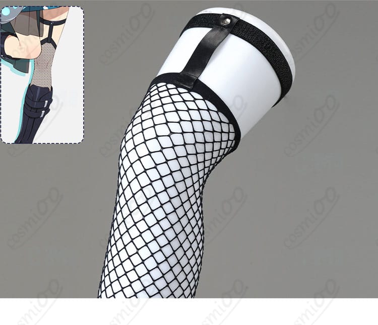 付属の網タイツの編み目ディテール（コーディネートの質感アップ）