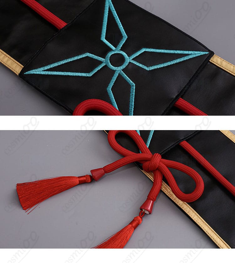 PUレザー製コルセットベルトの装飾とステッチのアップ