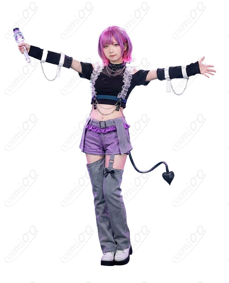 常闇トワ 6周年記念LIVE衣装のトップスとズボンの正面全体写真