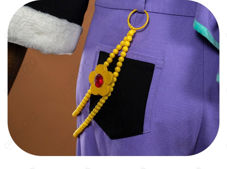 ウエストのチェーンアクセと吊り下げ飾りの固定方法