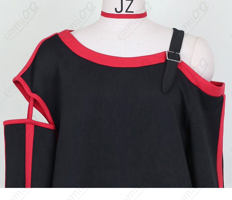 パーカーの襟元と飾りのディテール（西園寺ユナ風）