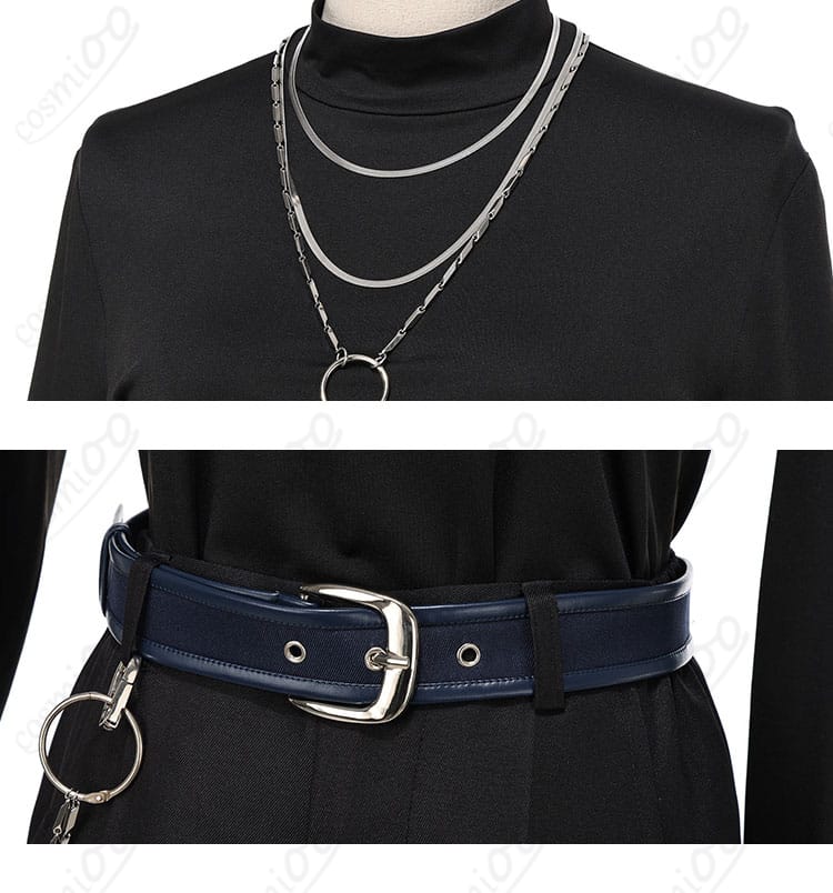 ネックアクセと腰回りアクセサリーの組み合わせディテール