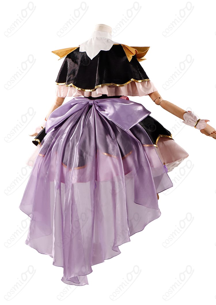 ファンタジードレス背面。大きな背部リボンとファスナー位置の確認カット