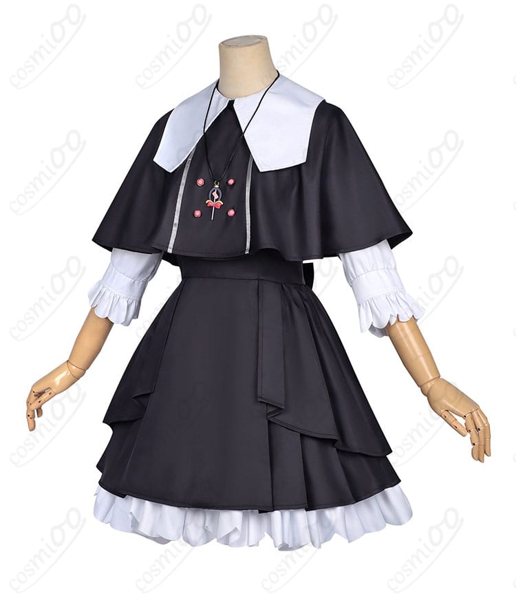 コスプレ衣装の側面シルエット(ウエストから裾のライン)