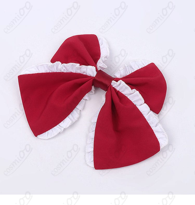 赤いリボンの髪飾りディテール(サイズ感と留め具)