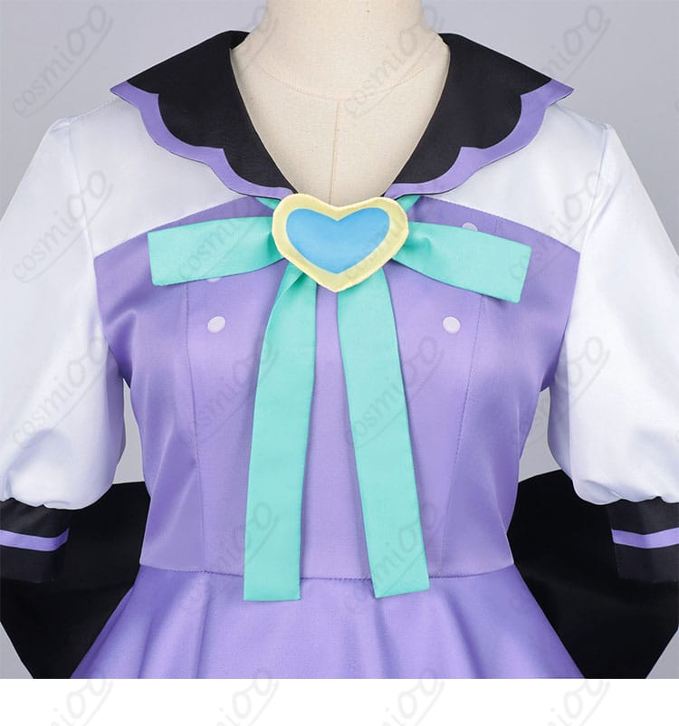 衣襟とフロントリボンの装飾ディテール拡大