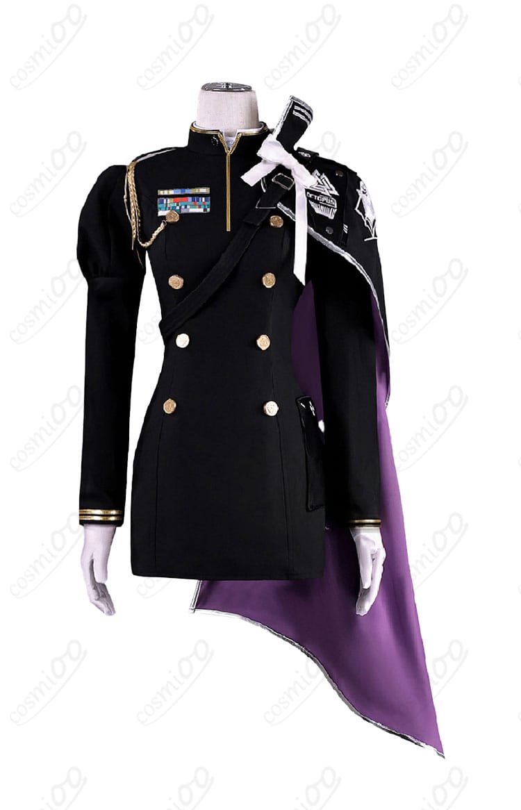 リリーバイス軍服コスプレ衣装のコートと装飾・正面全体像