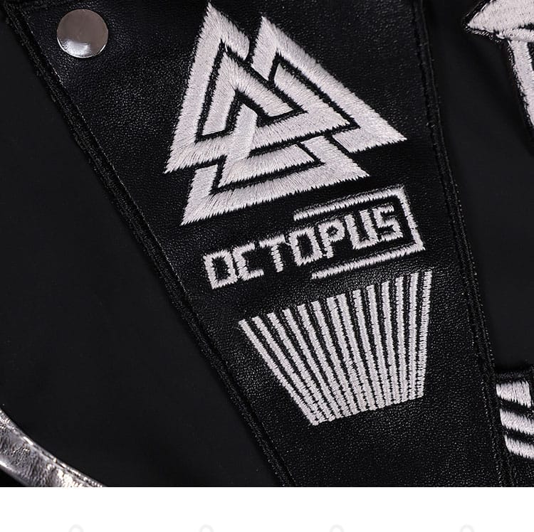 リリーバイス軍服の衣襟まわりロゴ・意匠ディテール