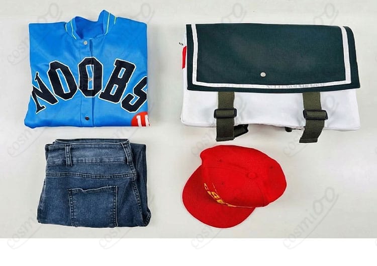 ペルソナ5 織田信也 コスプレ衣装5点セット内容。スタジャン、シャツ、ズボン、帽子、腕章を並べて展示