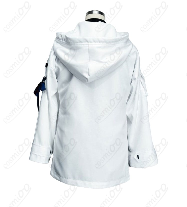 立木マイア 学園制服コスプレ｜バックスタイルとコートのライン